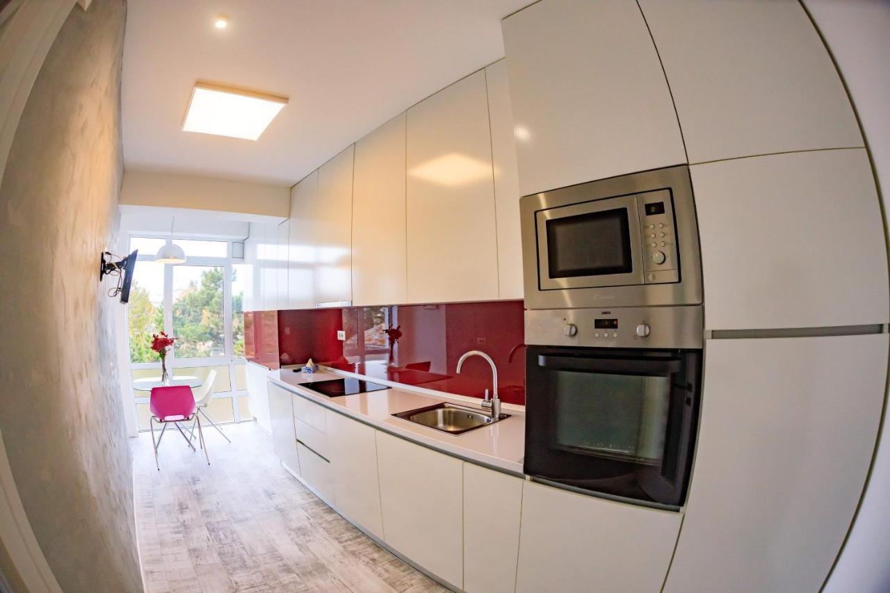 Central Bliss Apartment Сучеава Екстериор снимка